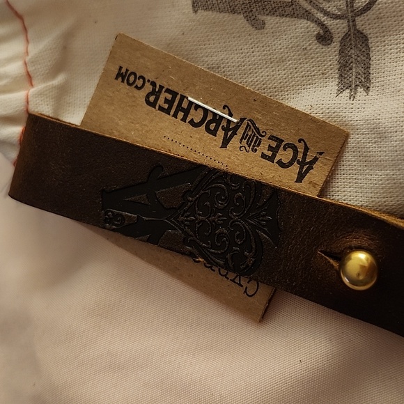 Ace & Archer Cypress hand crafted leather key fob, New! Rare! - Picture 4 of 8